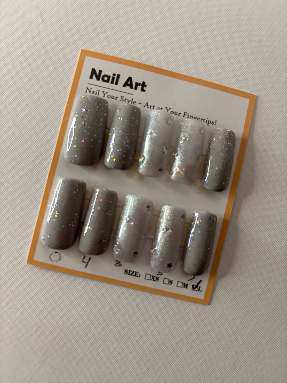 Silver Glitter Press-On Nails Set — Sparkling Gray Nail Art